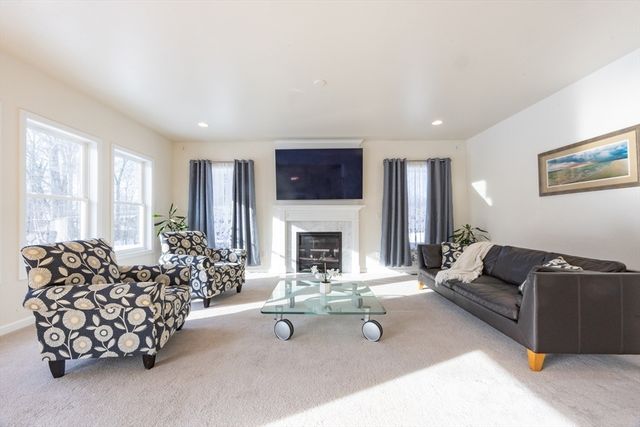 1194 Sharps Lot Road, Swansea, MA 02777