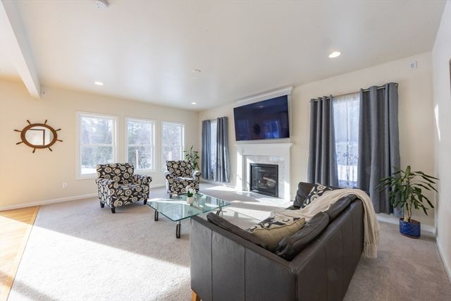 1194 Sharps Lot Road, Swansea, MA 02777