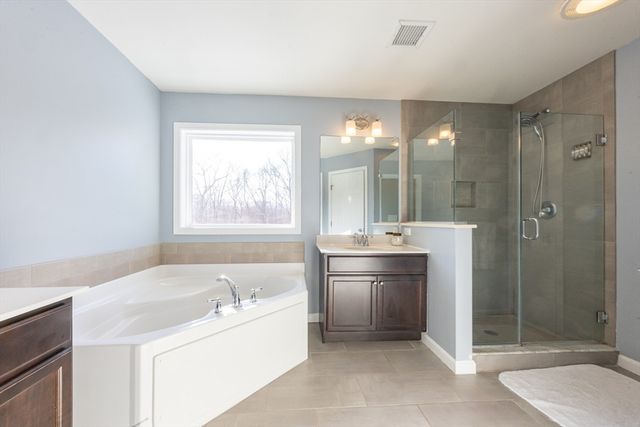 1194 Sharps Lot Road, Swansea, MA 02777