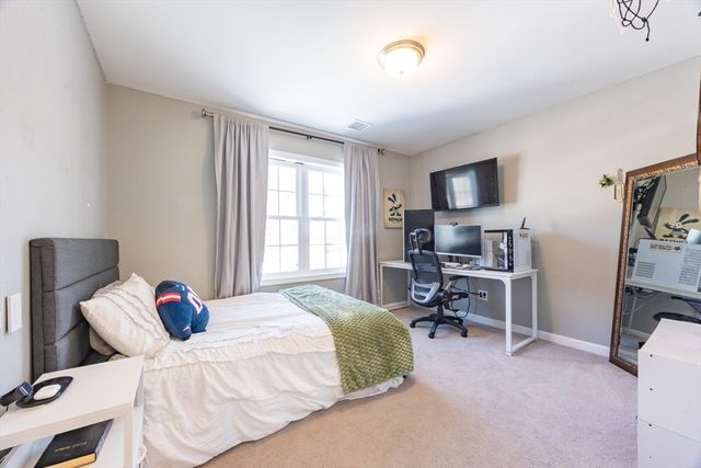 1194 Sharps Lot Road, Swansea, MA 02777