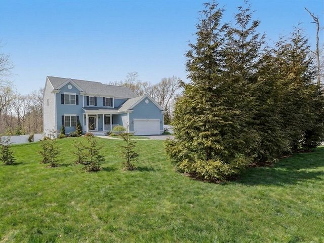 1194 Sharps Lot Road, Swansea, MA 02777