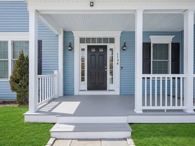 1194 Sharps Lot Road, Swansea, MA 02777