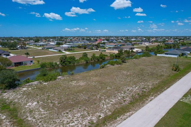 904 NW 12th Avenue, Cape Coral, FL 33993