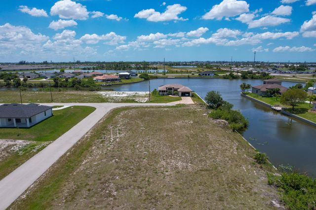 904 NW 12th Avenue, Cape Coral, FL 33993