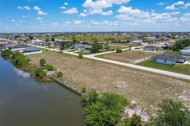 904 NW 12th Avenue, Cape Coral, FL 33993