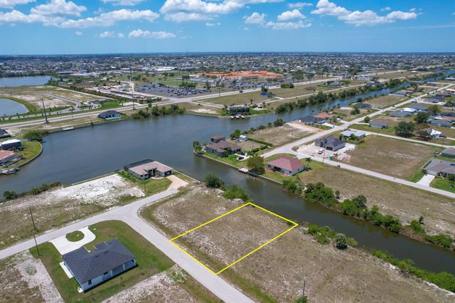 904 NW 12th Avenue, Cape Coral, FL 33993