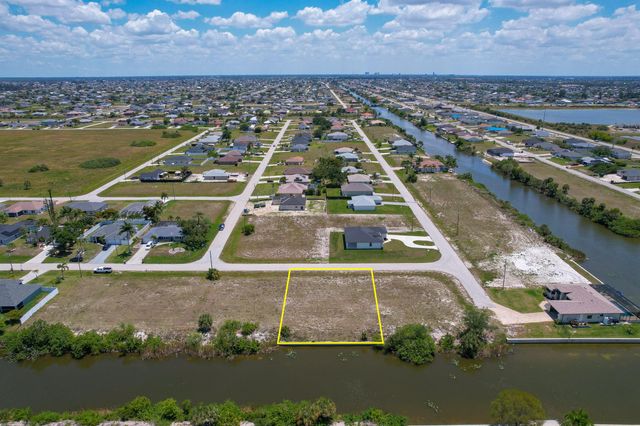 904 NW 12th Avenue, Cape Coral, FL 33993