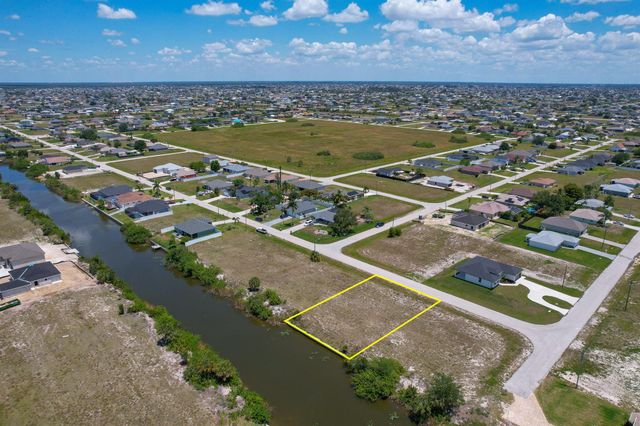 904 NW 12th Avenue, Cape Coral, FL 33993