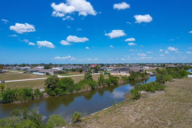 904 NW 12th Avenue, Cape Coral, FL 33993