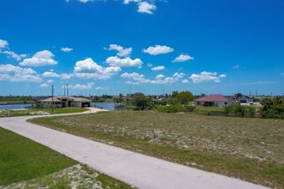 904 NW 12th Avenue, Cape Coral, FL 33993