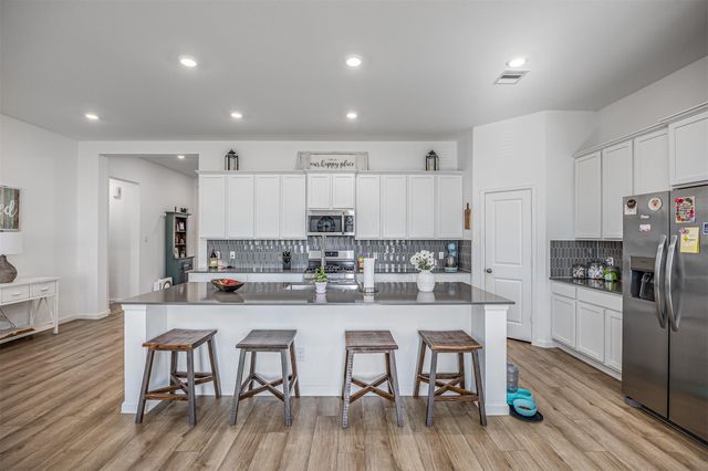 9607 Sterling Arbor Drive, Baytown, TX 77521