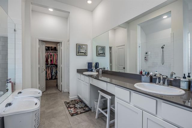 9607 Sterling Arbor Drive, Baytown, TX 77521