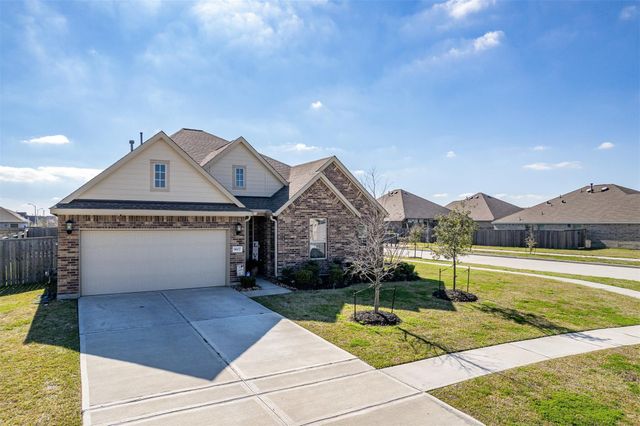 9607 Sterling Arbor Drive, Baytown, TX 77521