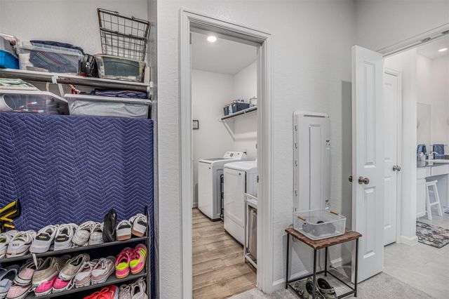 9607 Sterling Arbor Drive, Baytown, TX 77521