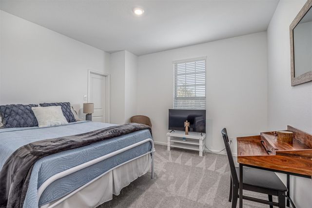 9607 Sterling Arbor Drive, Baytown, TX 77521