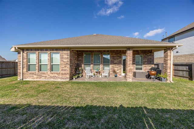 9607 Sterling Arbor Drive, Baytown, TX 77521