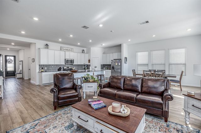 9607 Sterling Arbor Drive, Baytown, TX 77521