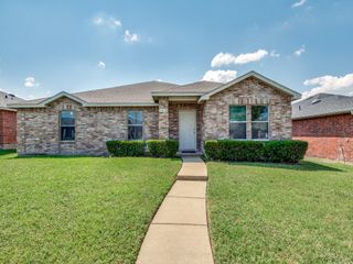 1412 Bumble Bee Drive, Lancaster, TX 75134
