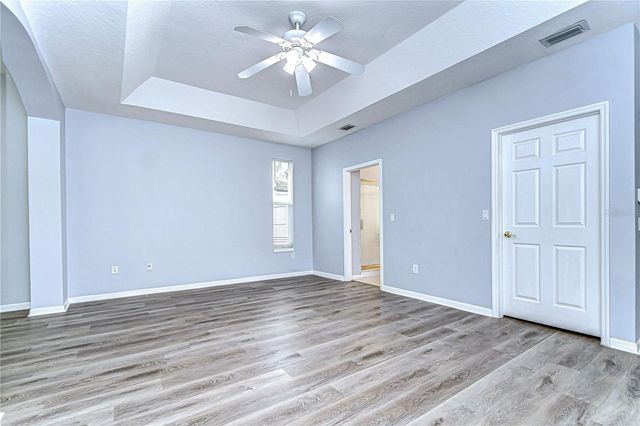 5103 ASHCREST COURT, Tampa, FL 33647