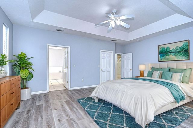 5103 ASHCREST COURT, Tampa, FL 33647