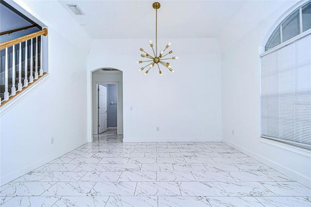 5103 ASHCREST COURT, Tampa, FL 33647