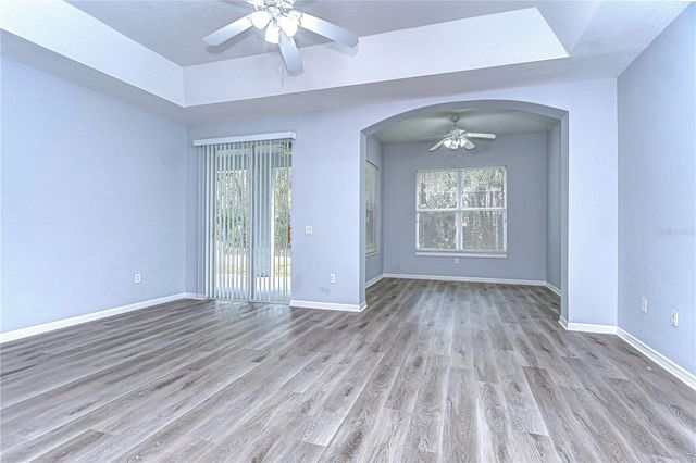 5103 ASHCREST COURT, Tampa, FL 33647