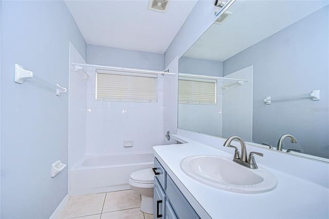 5103 ASHCREST COURT, Tampa, FL 33647