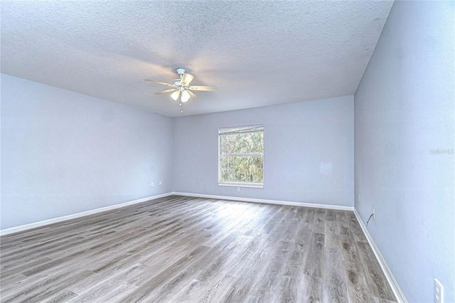 5103 ASHCREST COURT, Tampa, FL 33647