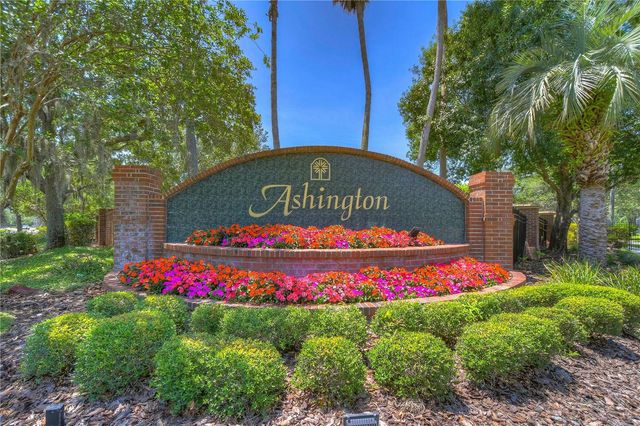 5103 ASHCREST COURT, Tampa, FL 33647