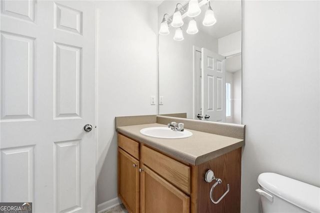 2086 Del Lago Circle, Kennesaw, GA 30152