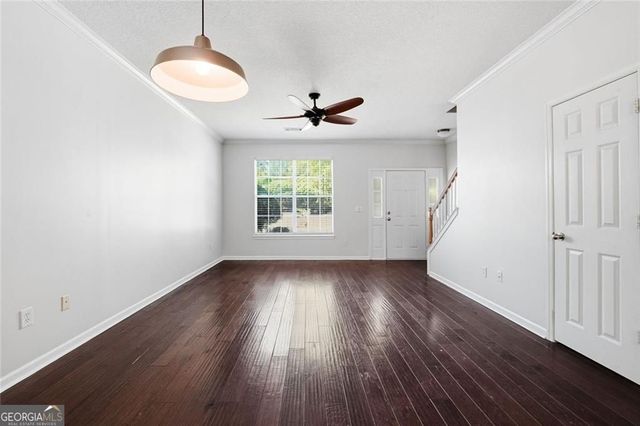 2086 Del Lago Circle, Kennesaw, GA 30152