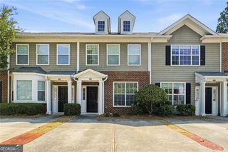 2086 Del Lago Circle, Kennesaw, GA 30152