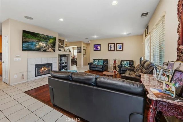 12927 Osprey Street, Eastvale, CA 92880