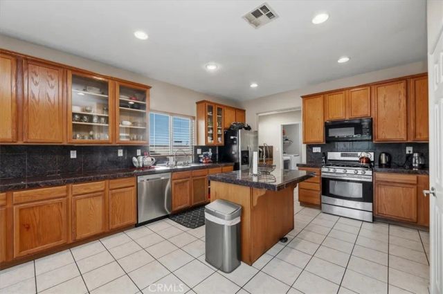 12927 Osprey Street, Eastvale, CA 92880