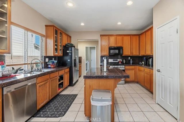 12927 Osprey Street, Eastvale, CA 92880