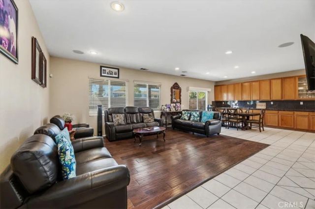12927 Osprey Street, Eastvale, CA 92880
