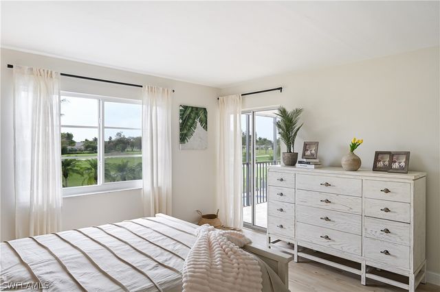 190 Pebble Beach BLVD 202, Naples, FL 34113