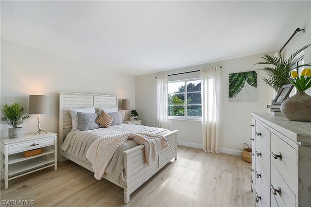 190 Pebble Beach BLVD 202, Naples, FL 34113