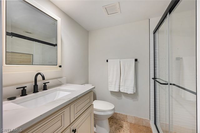 190 Pebble Beach BLVD 202, Naples, FL 34113