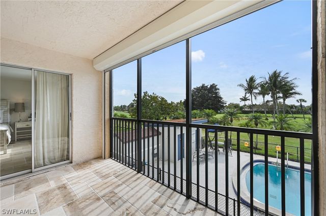 190 Pebble Beach BLVD 202, Naples, FL 34113