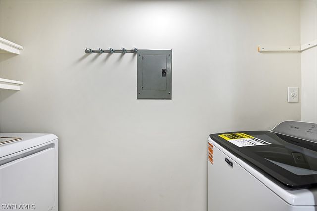 190 Pebble Beach BLVD 202, Naples, FL 34113