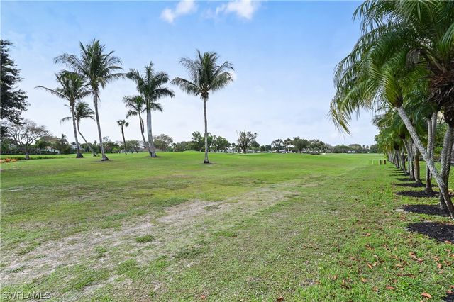 190 Pebble Beach BLVD 202, Naples, FL 34113