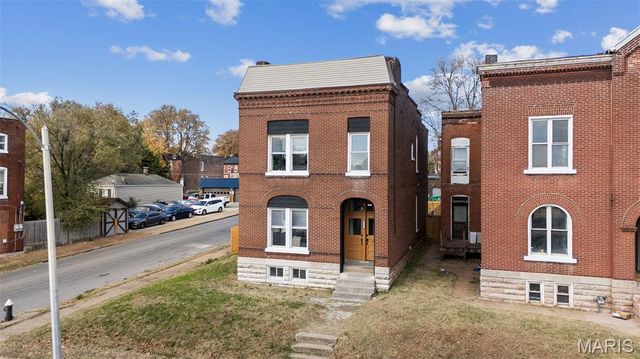 6827 Minnesota Avenue, St Louis, MO 63111