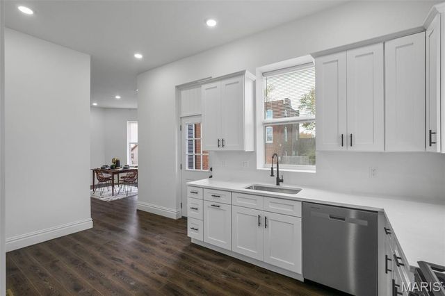 6827 Minnesota Avenue, St Louis, MO 63111