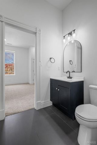 6827 Minnesota Avenue, St Louis, MO 63111