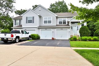 2314 Woodside Drive 34-C-2, Carpentersville, IL 60110