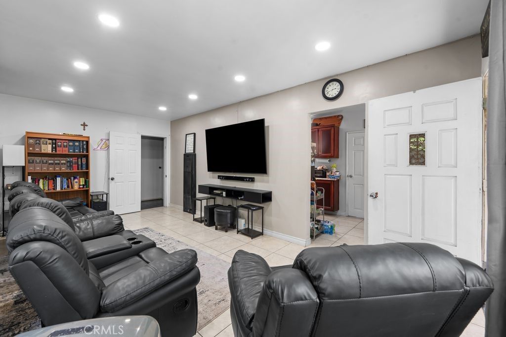 13344 Grant, Downey, CA 90242 — photo 3