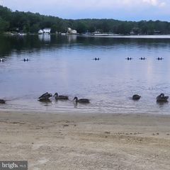 14-21-6 OMAHA TRL, Pocono Lake, PA 18347