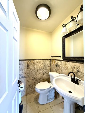 410 Lancaster Ave, Nashville, TN 37212