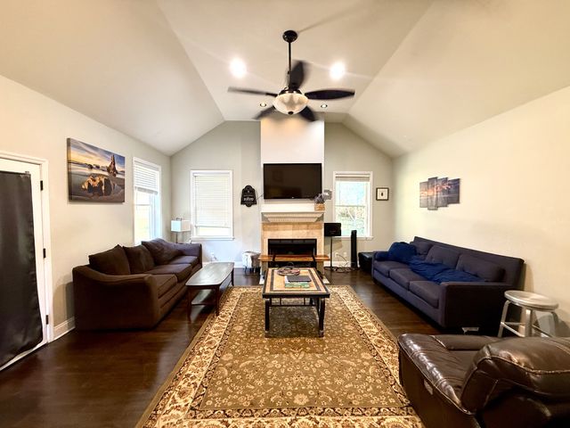 410 Lancaster Ave, Nashville, TN 37212